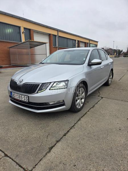 Škoda Octavia 1.6 TDI STYLE