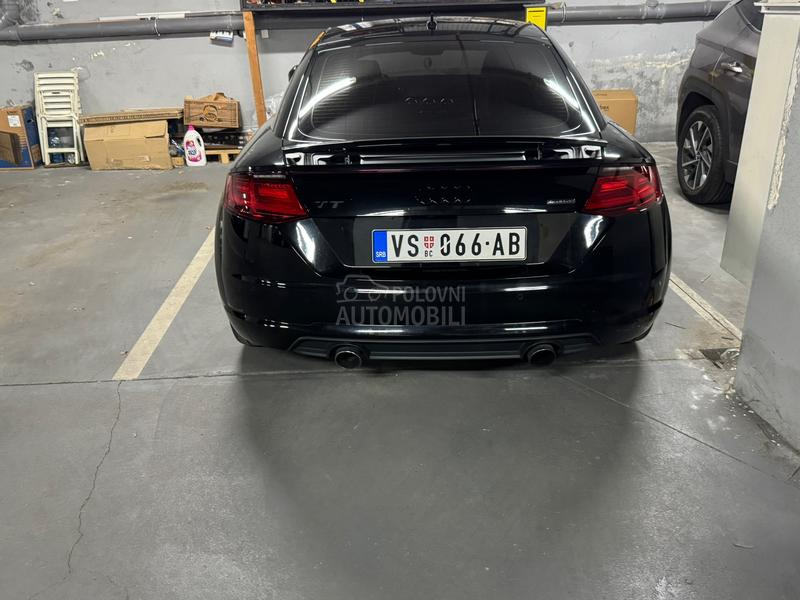 Audi TT 