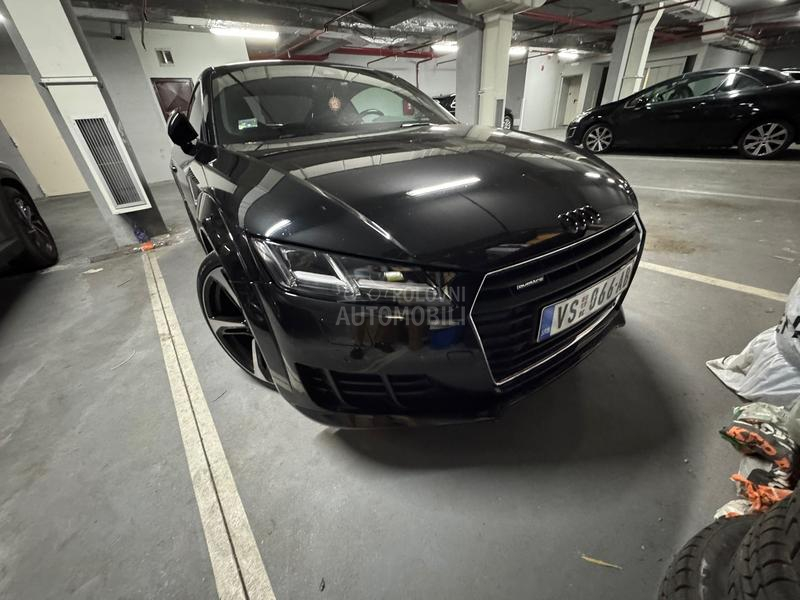 Audi TT 