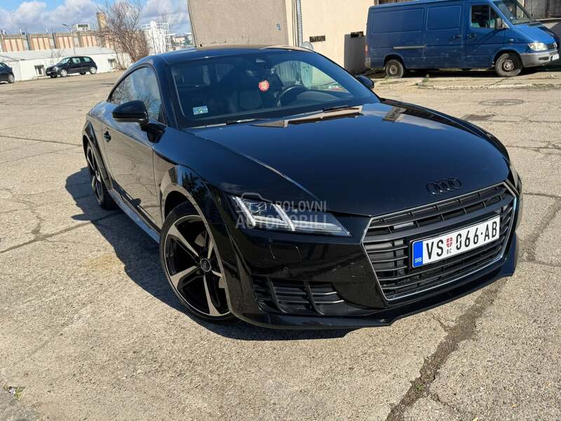 Audi TT 