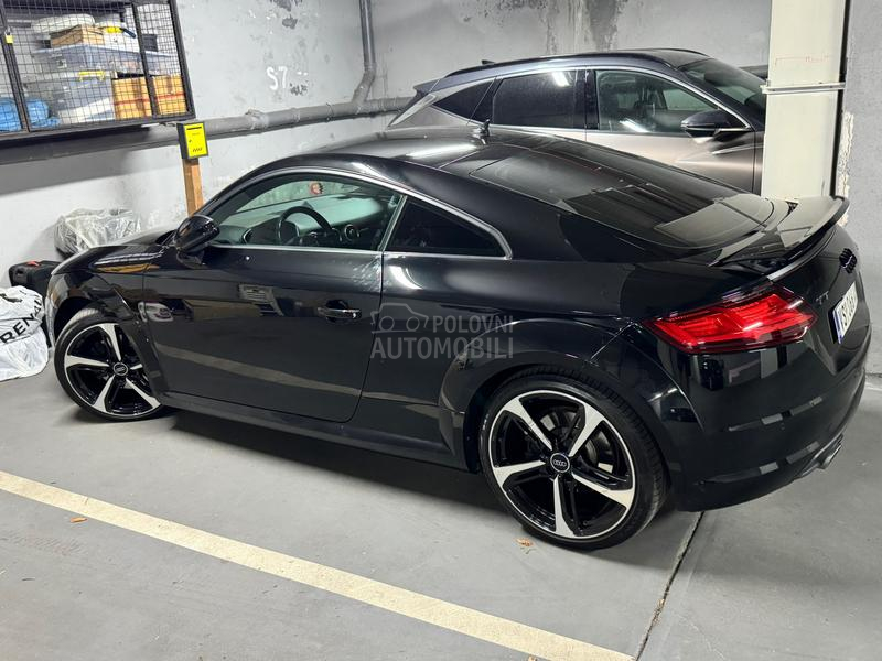 Audi TT 