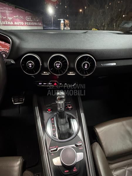 Audi TT 