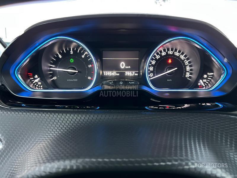 Peugeot 2008 ALLURE/LANAC 8mm