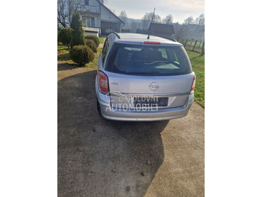 zadnja sofersajbna Astra H za Opel Astra H od 2007. do 2011. god.