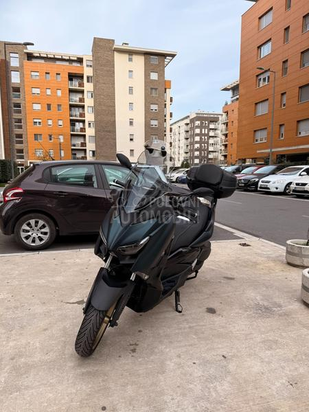 Yamaha XMAX Tech