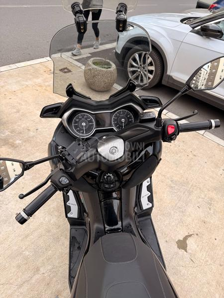 Yamaha XMAX Tech