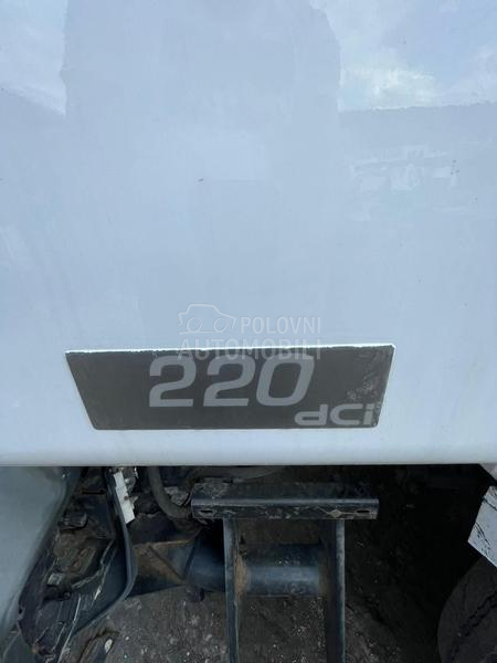 Renault midlum 220dci