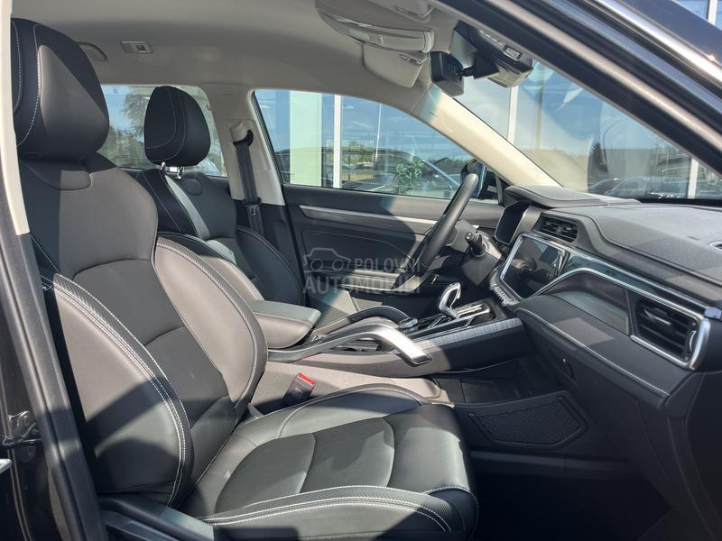 Geely Atlas Pro 1.5TD 7DCT GF