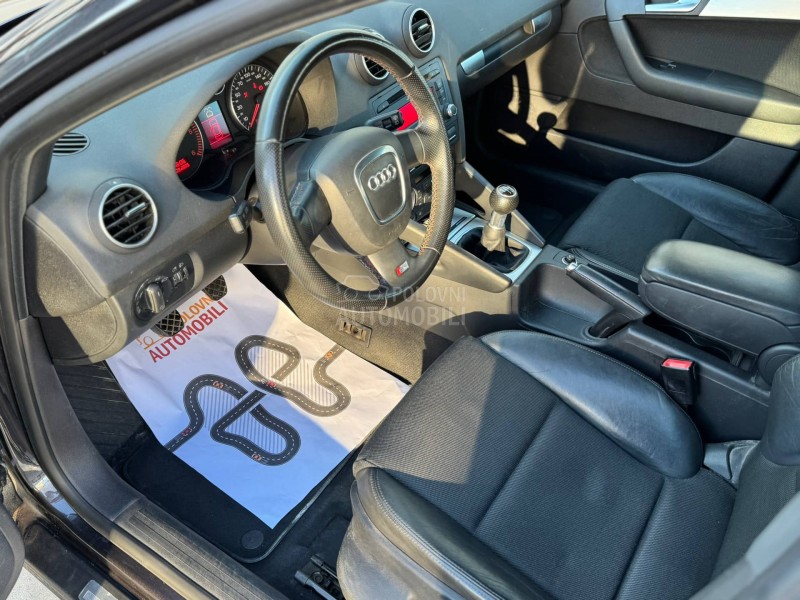 Audi A3 2.0TDI 8v//S-LINE/