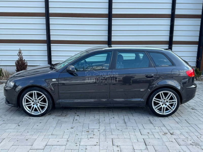 Audi A3 2.0TDI 8v//S-LINE/