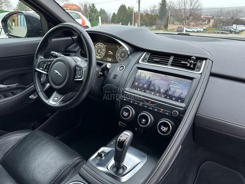 Jaguar E-Pace R-Dynamic S / AWD