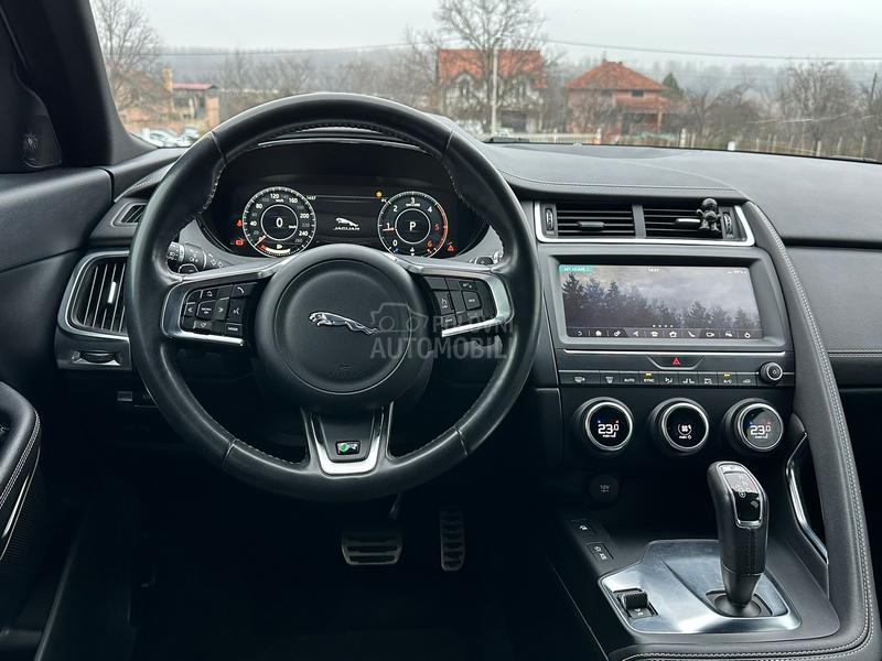 Jaguar E-Pace R-Dynamic S / AWD