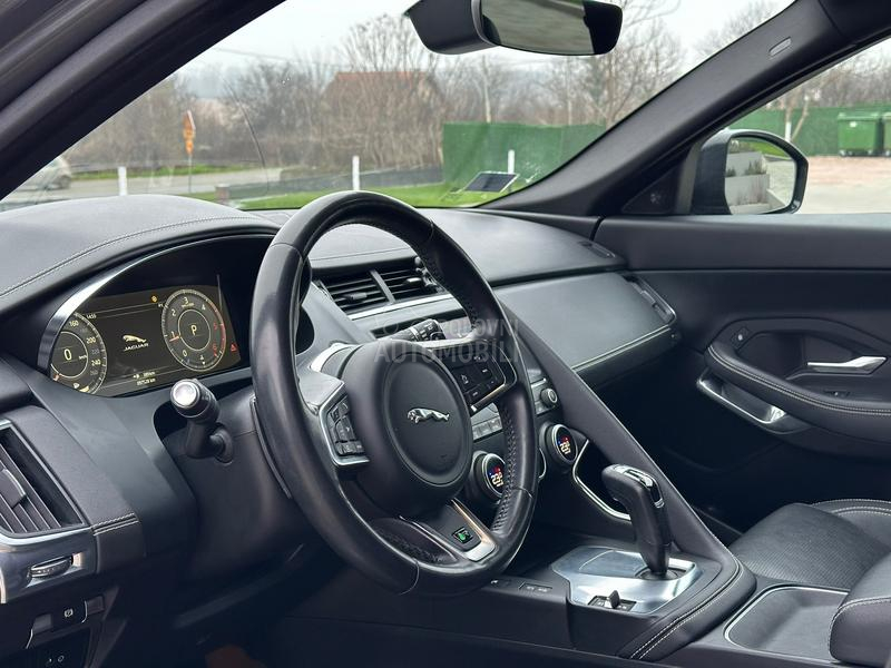 Jaguar E-Pace R-Dynamic S / AWD