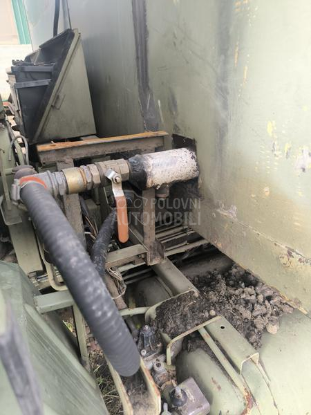 TAM 110 vojni sanitet