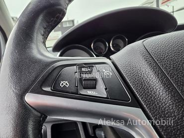 Opel Astra J 1.4 /CH/142.000 K.M