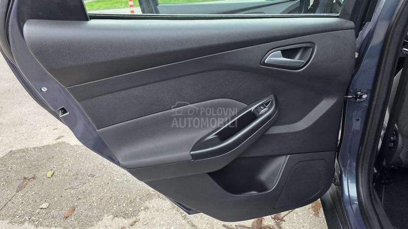Ford Focus 1.6 TDCI TITANIUM