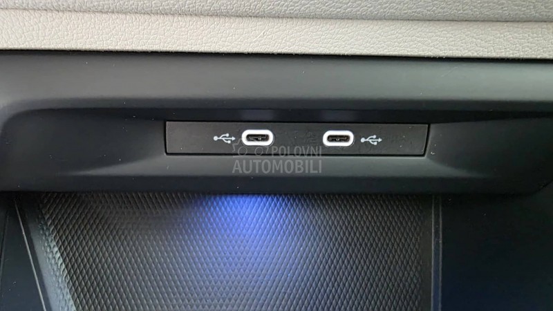 Volkswagen Golf 8 2.0 TDI HIGH-LINE