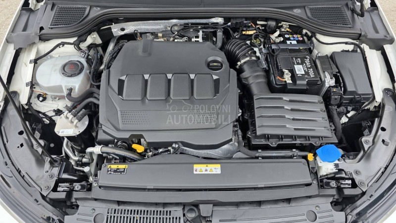 Volkswagen Golf 8 2.0 TDI HIGH-LINE