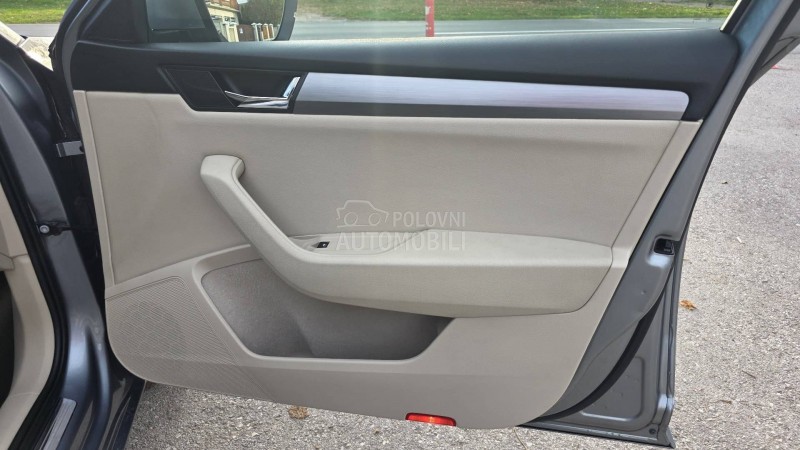 Škoda Superb 2.0 TDI STAYLE DSG