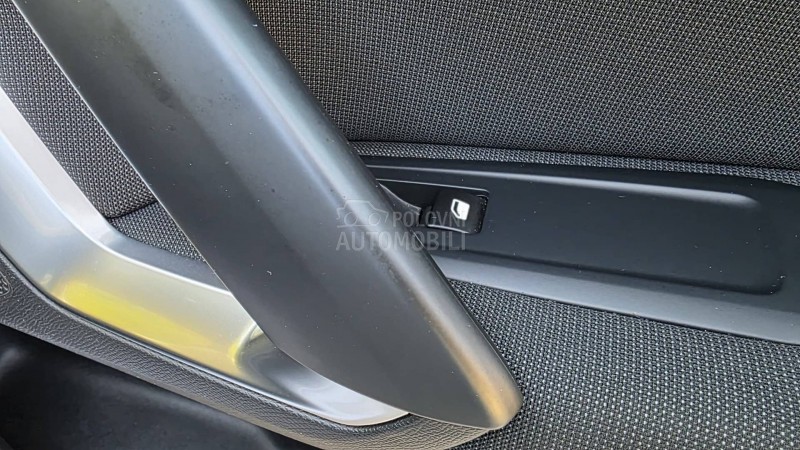 Peugeot 308 1.2  Allur/Nav/99000