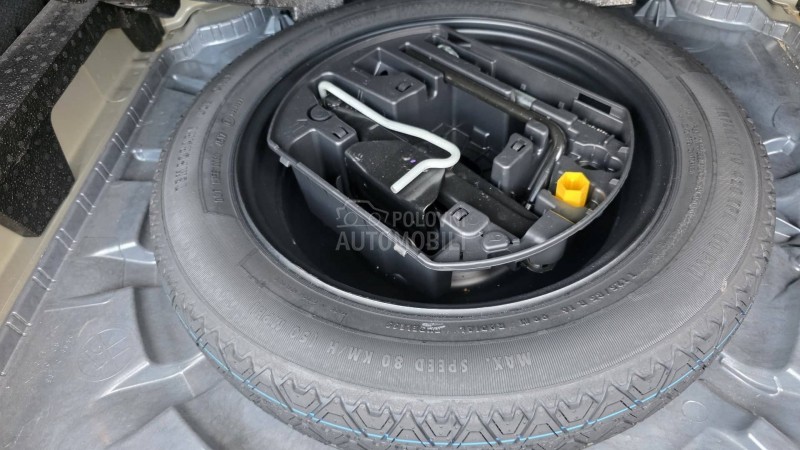 Peugeot 308 1.2  Allur/Nav/99000