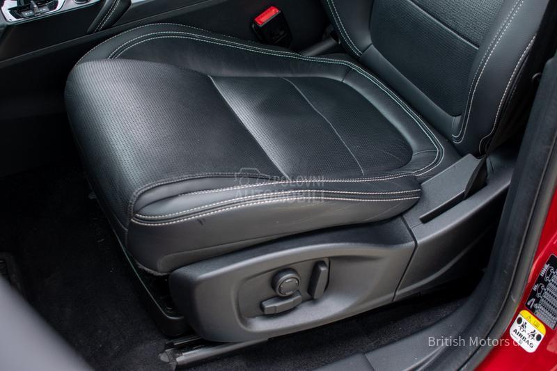 Jaguar E-Pace S  P160