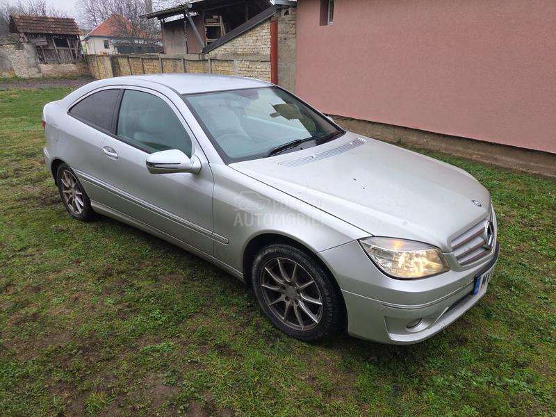 Mercedes Benz CLC 220 2.2 CDI