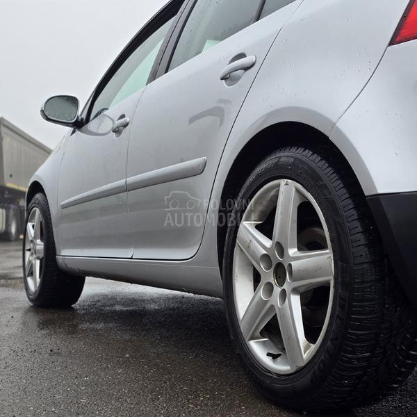 Volkswagen Golf 5 1.9tdi