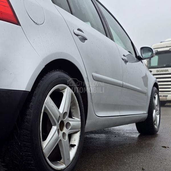 Volkswagen Golf 5 1.9tdi