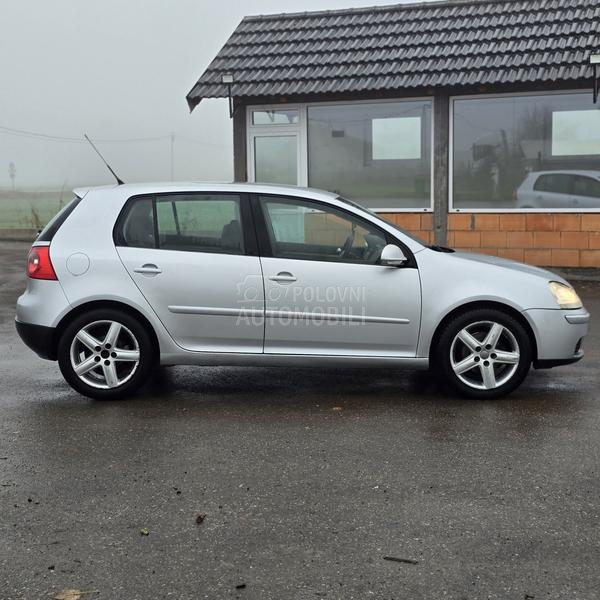 Volkswagen Golf 5 1.9tdi
