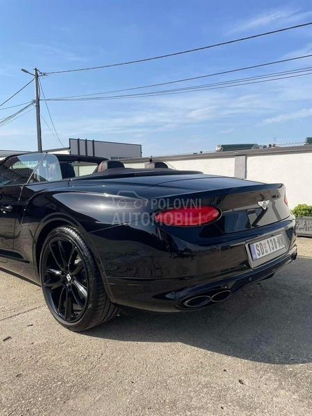 Bentley Continental Black Edition