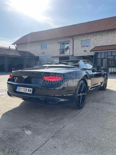 Bentley Continental Black Edition