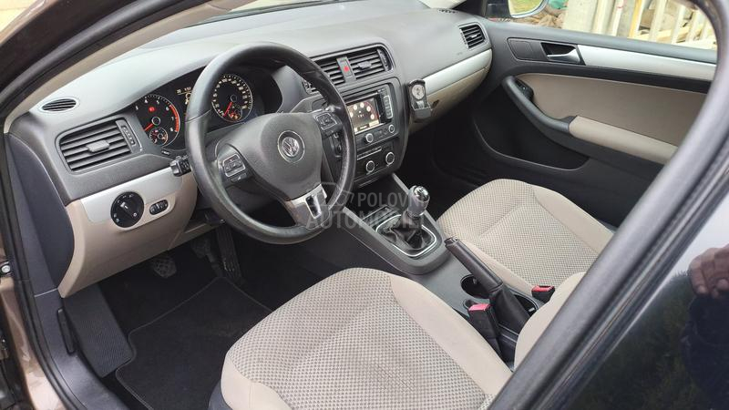Volkswagen Jetta 1.2TSI