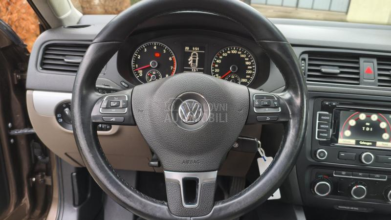 Volkswagen Jetta 1.2TSI