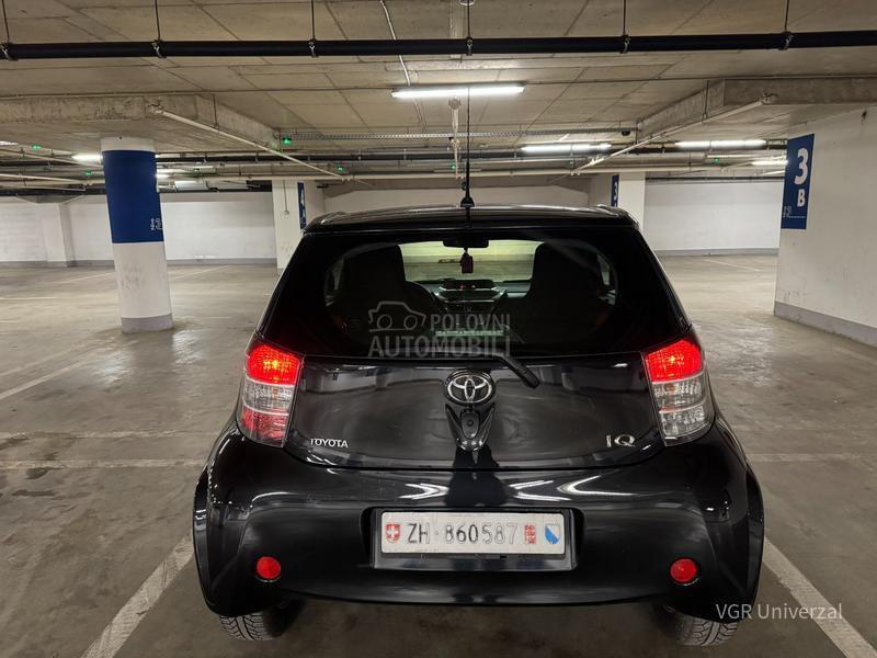 Toyota iQ 1.0 Matik