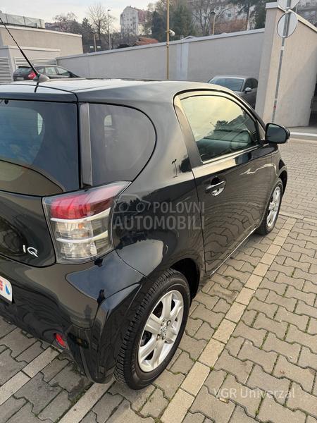 Toyota iQ 1.0 Matik