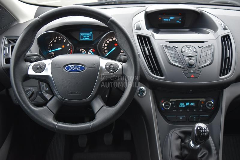 Ford Kuga 1.5 Trend MT