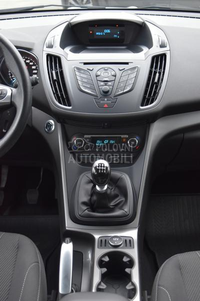 Ford Kuga 1.5 Trend MT