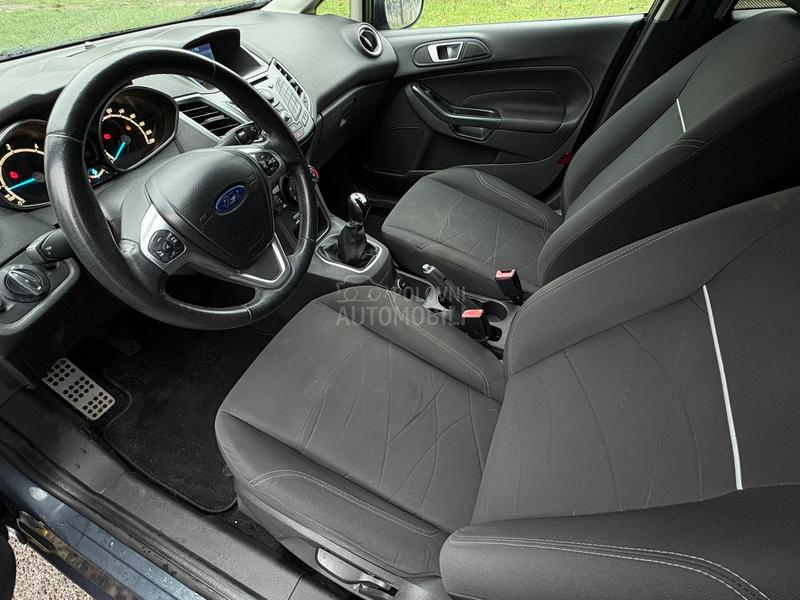 Ford Fiesta 1.6tdci nawi holand