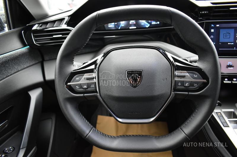 Peugeot 408 1.2 Allure pack AT