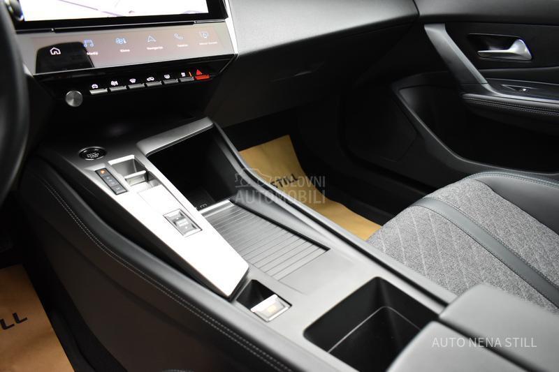 Peugeot 408 1.2 Allure pack AT