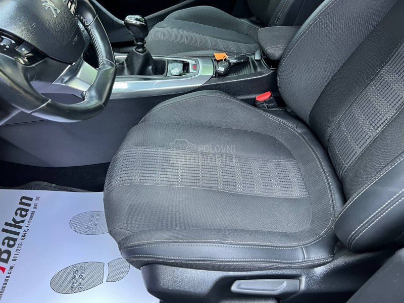 Peugeot 308 1.5 HDI/ALLURE/NAV