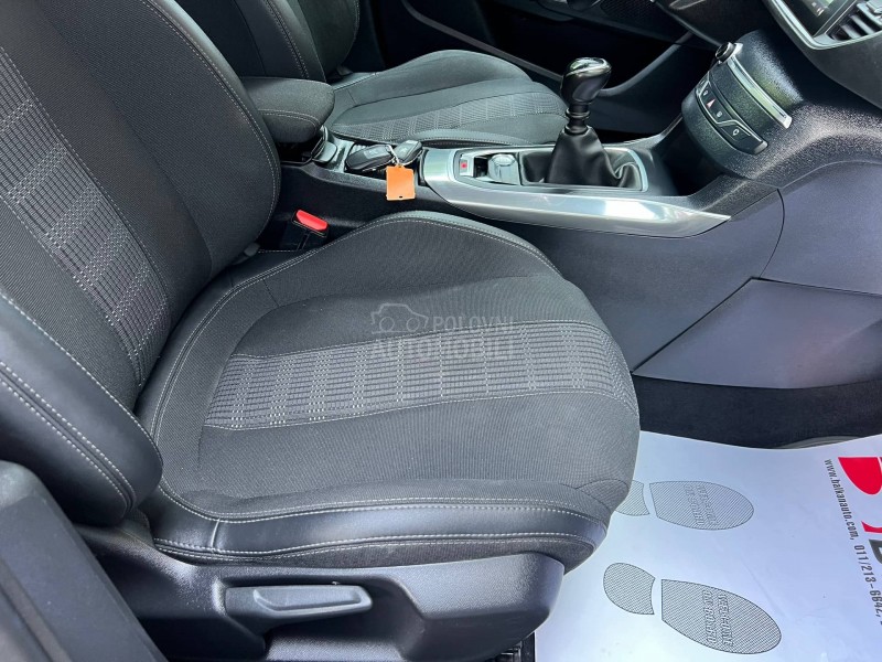 Peugeot 308 1.5 HDI/ALLURE/NAV