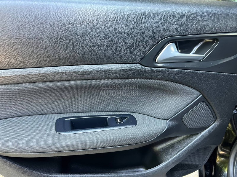 Peugeot 308 1.5 HDI/ALLURE/NAV