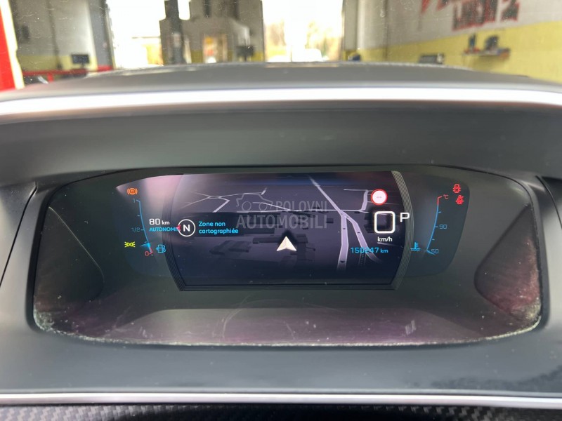 Peugeot 2008 1.5 HDI/ALLURE/AUT