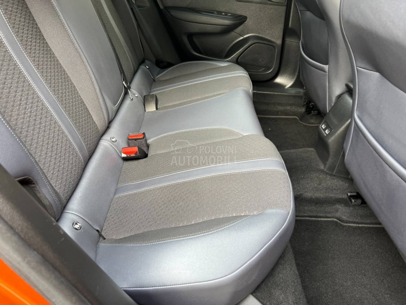 Peugeot 2008 1.5 HDI/ALLURE/AUT