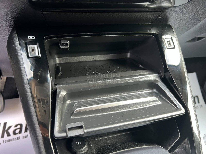 Peugeot 2008 1.5 HDI/ALLURE/AUT