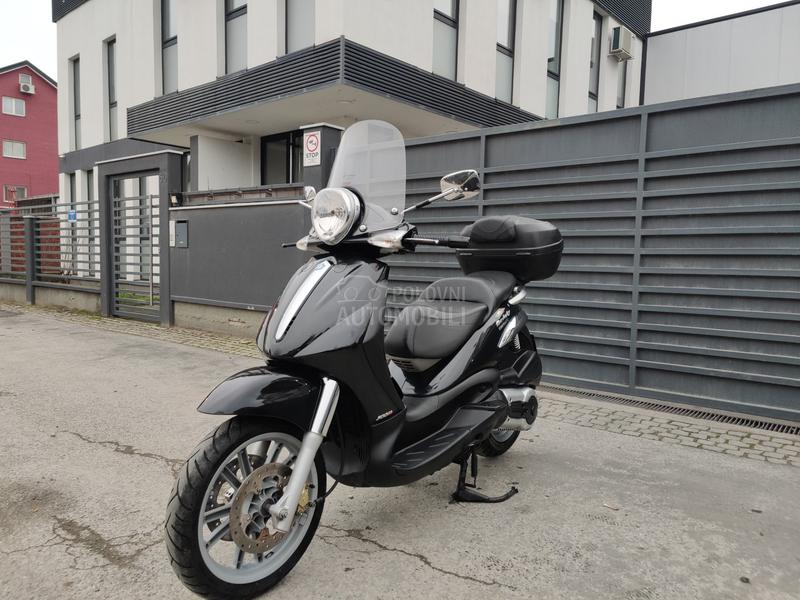 Piaggio Beverly 500