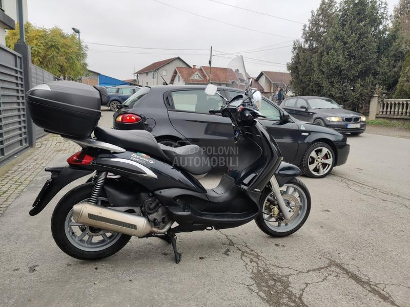 Piaggio Beverly 500