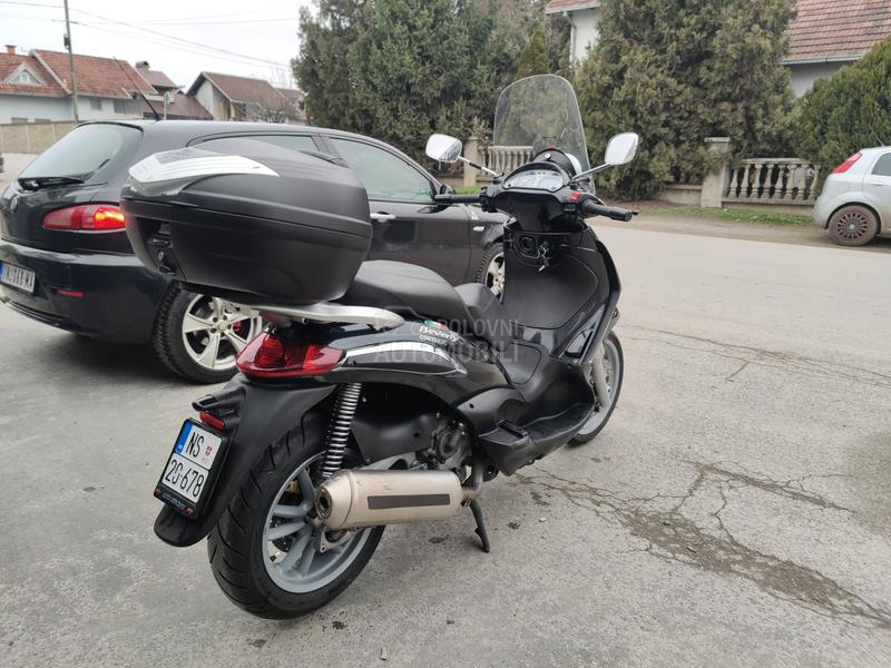 Piaggio Beverly 500